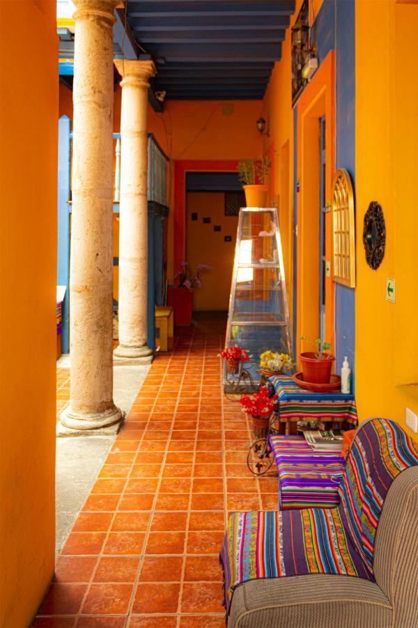 Hostal Café Tiana Latacunga Exterior foto